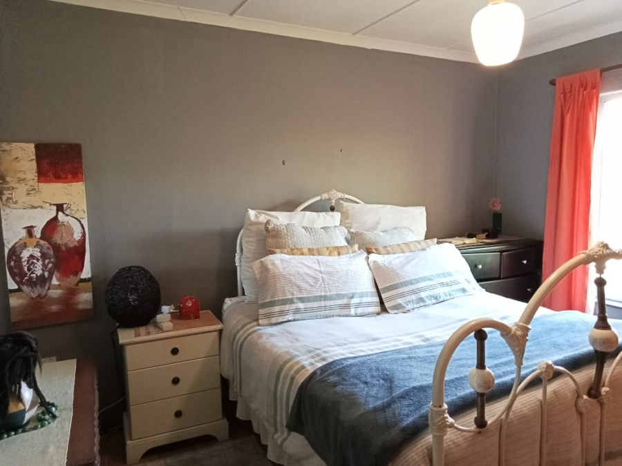 2 Bedroom Property for Sale in Quigney Eastern Cape